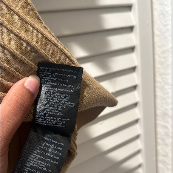 H&M Brown Ribbed Short Sleeve Blouse with Notched Collar - Picture 2 of 4